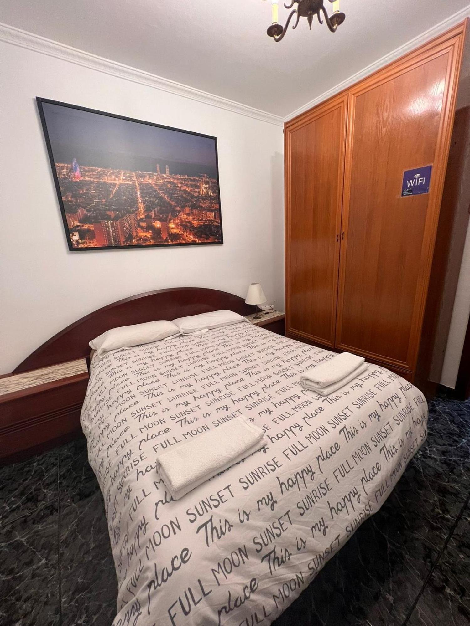 Room Familiar Sants Barcelona Eksteriør billede
