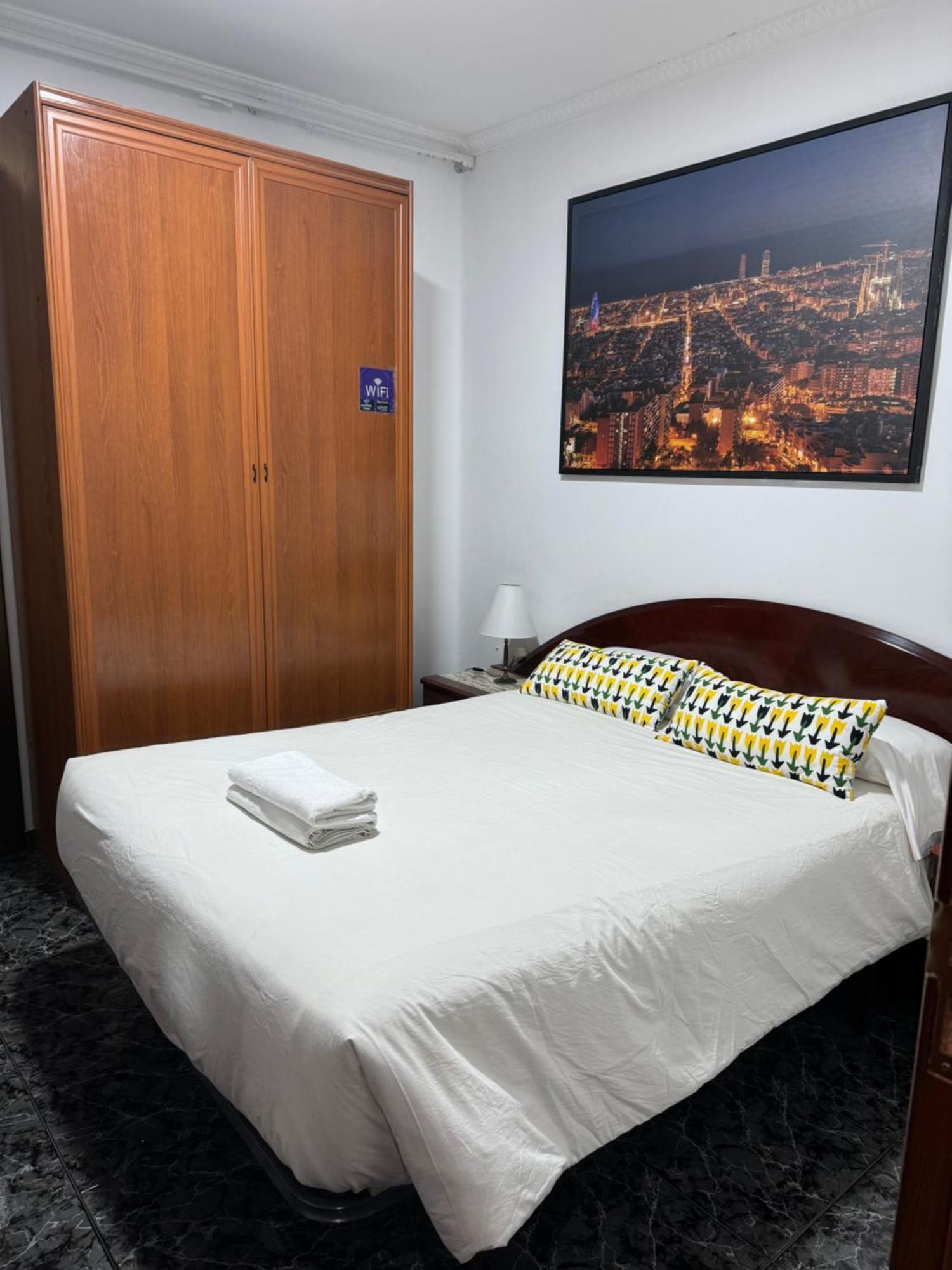 Room Familiar Sants Barcelona Eksteriør billede